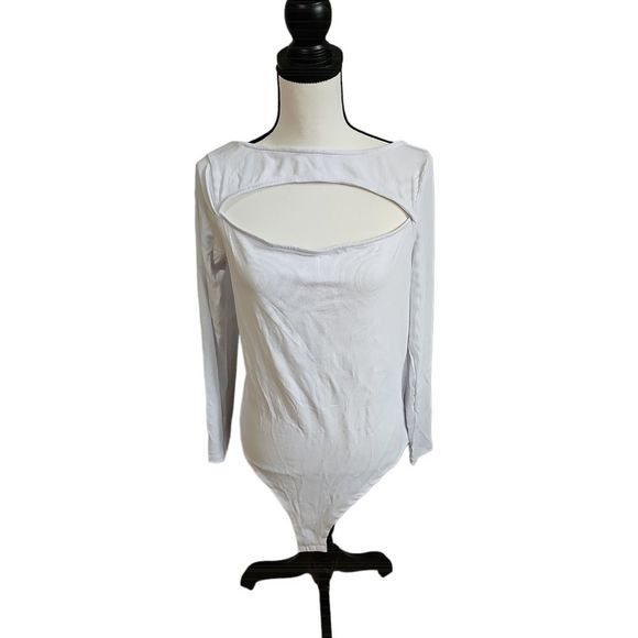 Cavaliers white body suit, size Lg - Picture 1 of 3